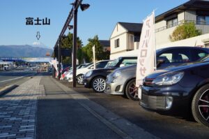 当店から富士山が見えるんです。天気が良くて雲がないとしっかり見えます。やっぱり富士山はいいですね～