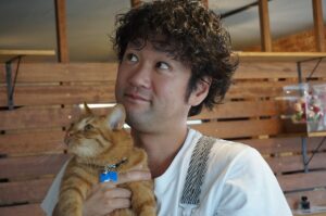 こんにちは大庭です。最近はもう少し髪の毛がもじゃもじゃしてます。