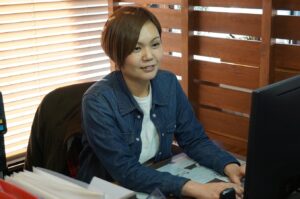 こんにちは事務の関戸さつきです。動物好きの千代丸好きです。